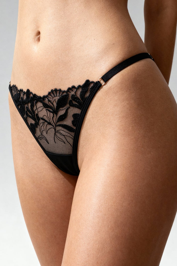 VALERIA | STRINGI